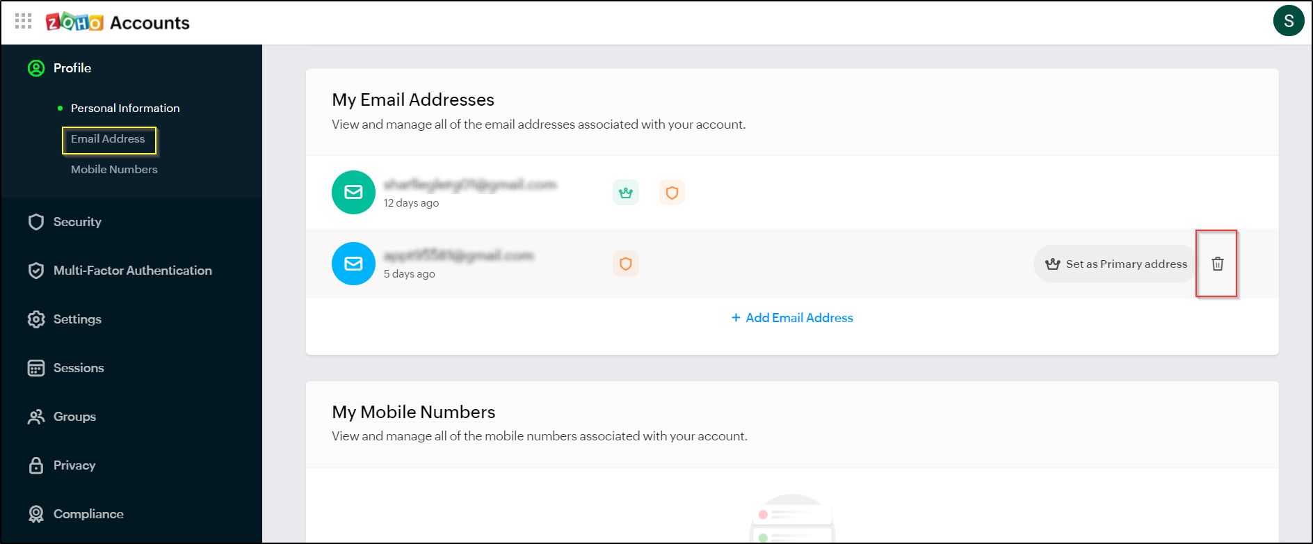 Removing an email address from Zoho account